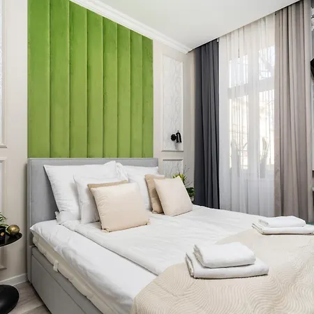 Three In One Old Town Air Conditioning Balcony Daire *