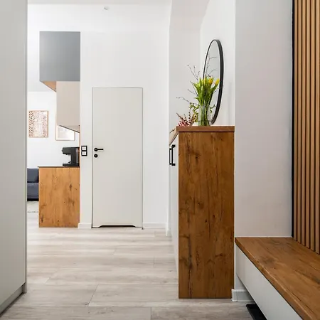 Three In One Old Town Air Conditioning Balcony Apartamento Cracovia