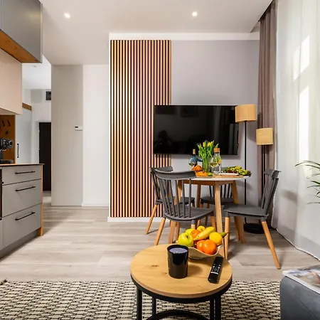 Three In One Old Town Air Conditioning Balcony Apartamento Cracovia