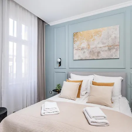 Three In One Old Town Air Conditioning Balcony Apartamento